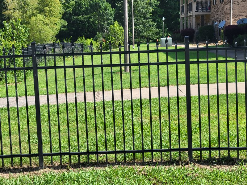 Black aluminum spear-top fence